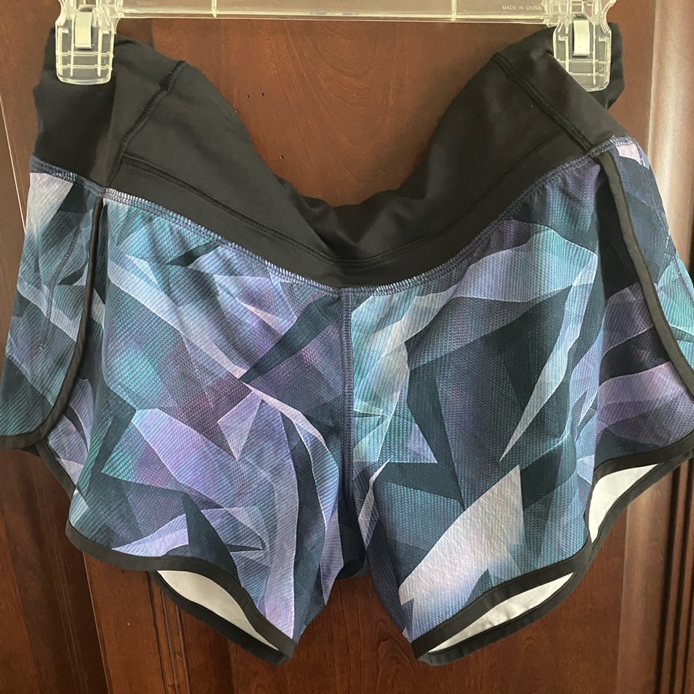Lululemon speed short size 6